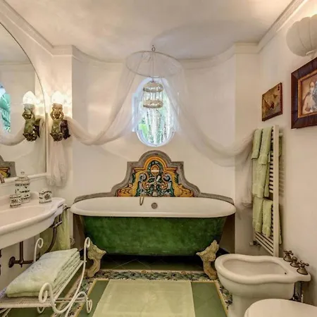 Vintage Italian Villa In Capri Villa *