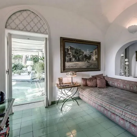 Villa Vintage Italian Villa In Capri *