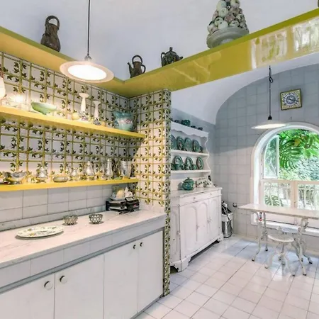 Vintage Italian Villa In Capri Villa Capri