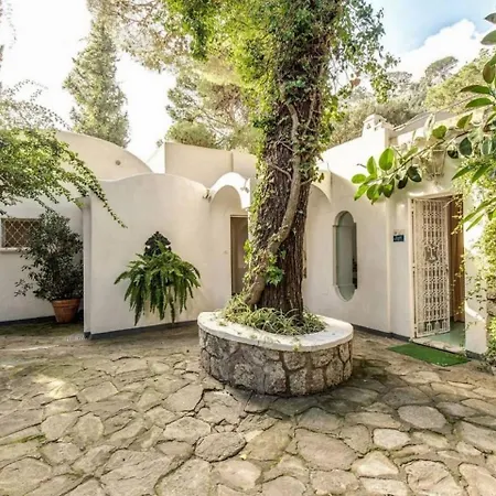 Vintage Italian Villa In Capri * Capri