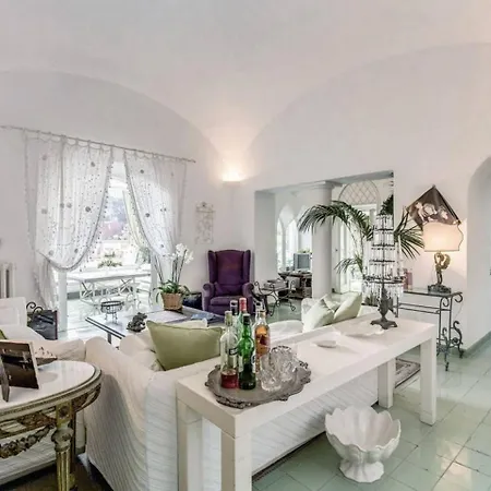Vintage Italian Villa In Capri * Capri